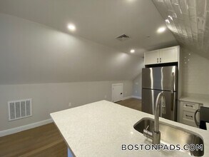 46 Ridgemont St, Unit 3 in Boston, MA - Building Photo - Building Photo