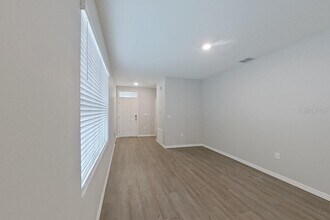 32036 Katelin Cir in Leesburg, FL - Building Photo - Building Photo