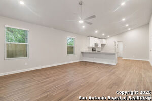 5410 Ergill Ln in San Antonio, TX - Foto de edificio - Building Photo