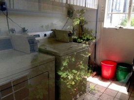 Corner Lot in Prime Glendale Location in Glendale, CA - Building Photo