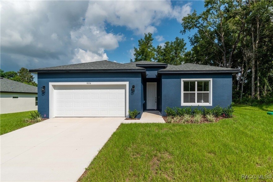 9276 N Alpinia Dr, Unit 7-109 in Citrus Springs, FL - Building Photo