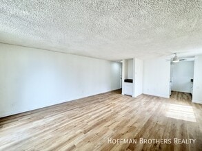 1000 N Doheny Dr, Unit 100 in West Hollywood, CA - Building Photo - Building Photo