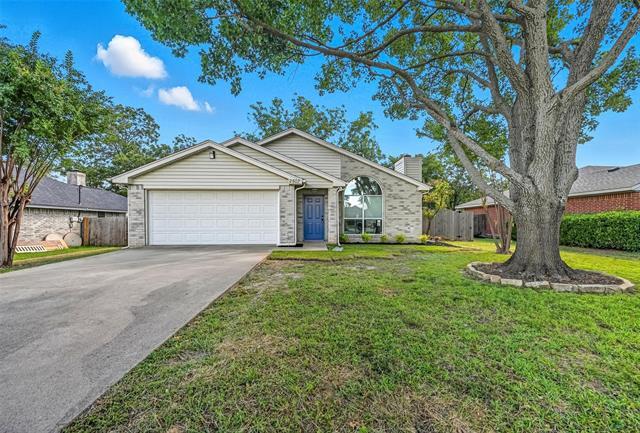 2507 Silver Meadow Ln in Corinth, TX - Building Photo
