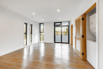 Citrine in Los Angeles, CA - Building Photo - Interior Photo