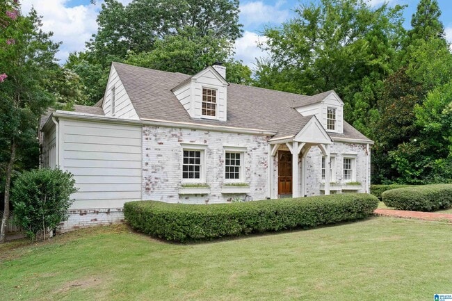 12 Montevallo Terrace in Mountain Brook, AL - Building Photo - Building Photo