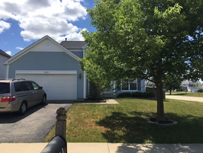 2623 Discovery Dr in Plainfield, IL - Foto de edificio - Building Photo