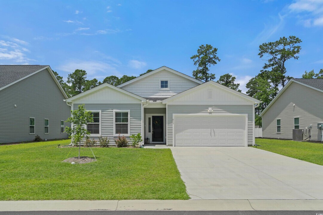 655 Parker Ct in Myrtle Beach, SC - Building Photo