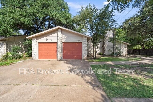 property at 11908 Broad Oaks Dr