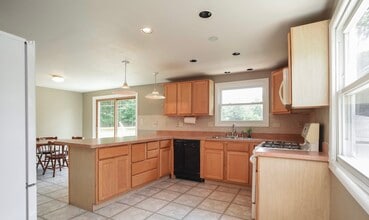 3225 Twyford Rd in Waukegan, IL - Building Photo - Building Photo