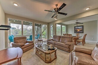 12658 Briar Patch Dr in Houston, TX - Building Photo - Building Photo