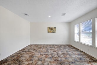 10206 Windstone Creek, Unit 288 Taft Court Apt 18 in San Antonio, TX - Building Photo - Building Photo