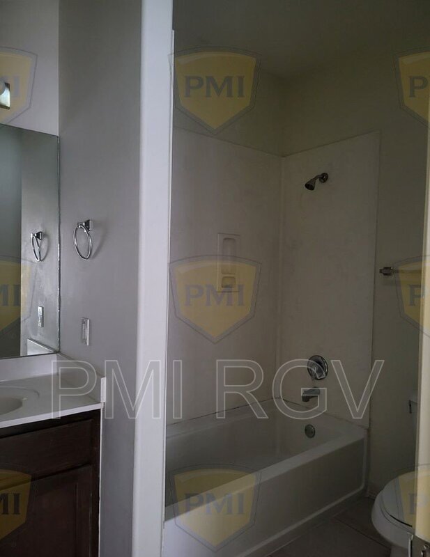 407 N Lotto Ln in Edinburg, TX - Building Photo - Building Photo