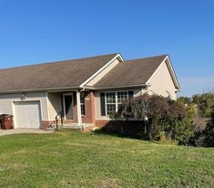 316 Silverton Way in Winchester, KY - Building Photo