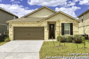 12933 Lilly Pass in San Antonio, TX - Building Photo