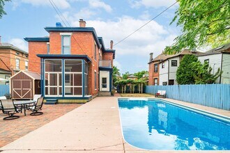 63 Smith Pl in Columbus, OH - Building Photo - Building Photo