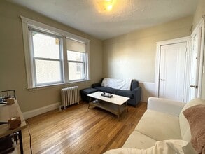 1691 Commonwealth Ave, Unit #27 in Boston, MA - Building Photo - Building Photo