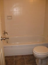 PROVIDENCE MANOR in Secane, PA - Foto de edificio - Interior Photo