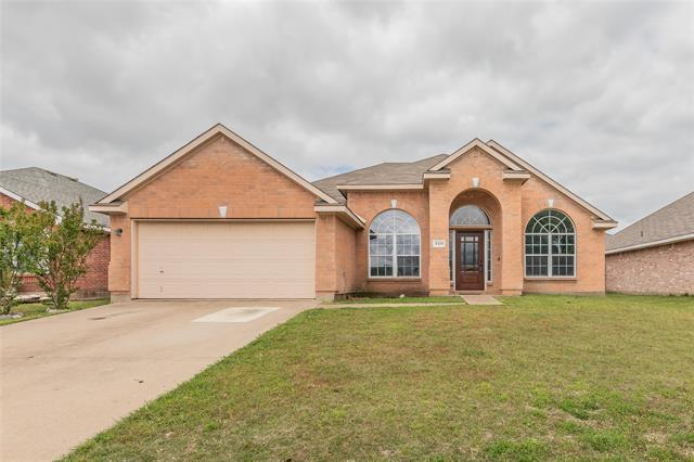 3331 Sedona Dr in Grand Prairie, TX - Building Photo