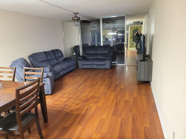 6675 S Oriole Blvd, Unit F302