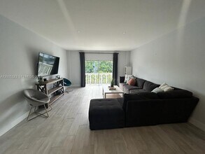 3501 Jackson St in Hollywood, FL - Building Photo - Building Photo