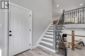 7 Duncan Dr in Kawartha Lakes, ON - Building Photo - Building Photo