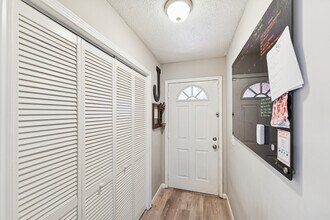 330 S 164th E Pl in Tulsa, OK - Building Photo - Building Photo