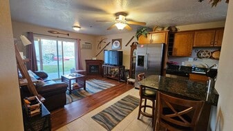 1 Kootenai Ave in Polson, MT - Building Photo