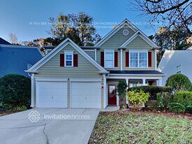 665 Alstonefield Dr in Alpharetta, GA - Building Photo