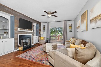 5351 Cog Hill Ct in Raleigh, NC - Building Photo - Building Photo