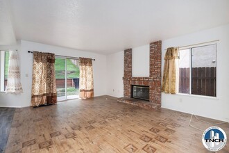 3049 Mojave Ct N in Highland, CA - Building Photo - Building Photo