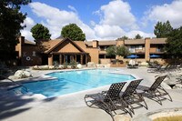 Building Photo - Boulder Creek Apartments in Riverside, California