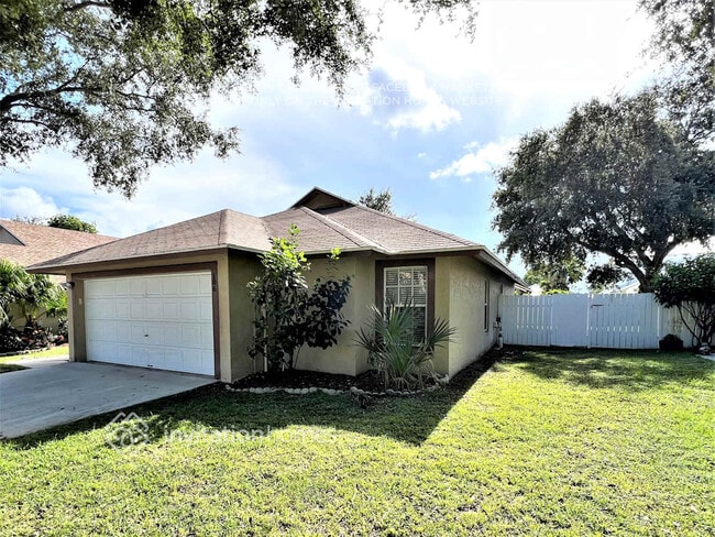 106 Pennock Landing Cir in Jupiter, FL - Foto de edificio - Building Photo