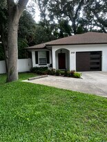 312 Poinsetta Dr in Sanford, FL - Building Photo