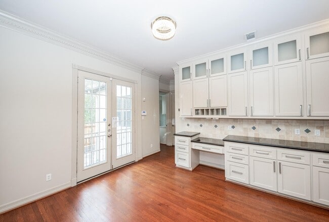 property at 3515 Durness Way