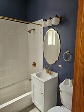 2706 W Maypole Ave in Chicago, IL - Building Photo - Building Photo