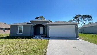 1349 Vandalia Ave SE in Palm Bay, FL - Building Photo