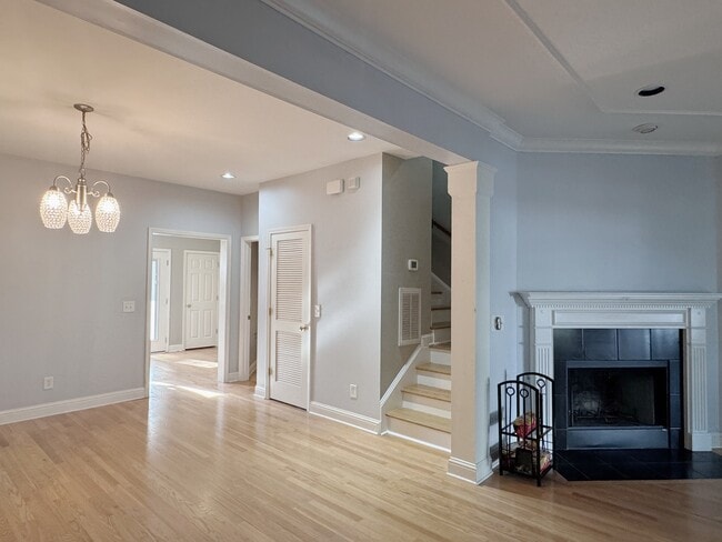 property at 4316 Summercrest Blvd