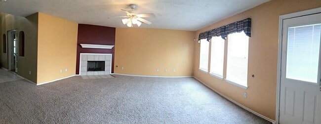 property at 2527 Liza Ct
