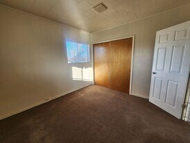 69517 Rainier Rd in Twentynine Palms, CA - Building Photo