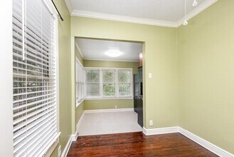 210 S Rosemont Ave in Dallas, TX - Building Photo - Building Photo