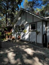 1931 Lakeshore Rd in Sarnia, ON - Building Photo - Building Photo