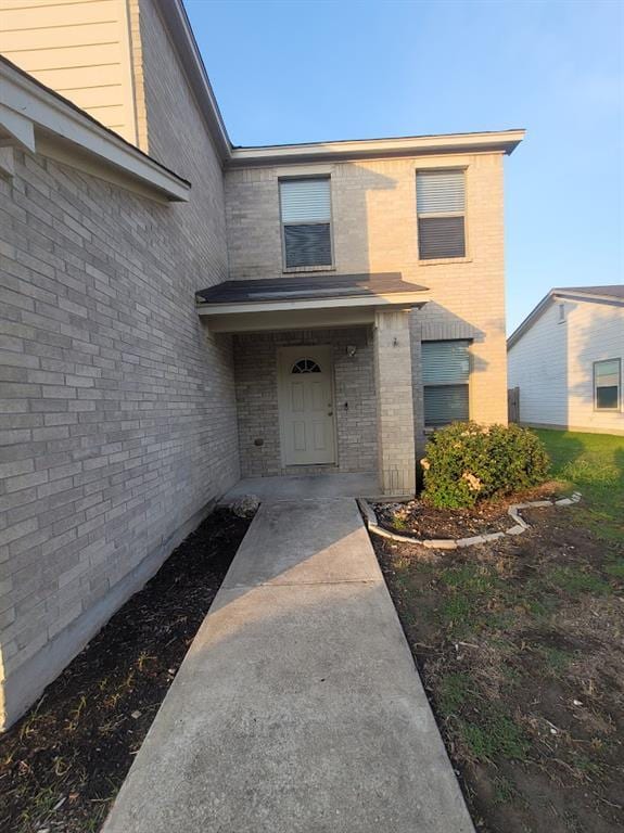 property at 4402 King's Canyon Dr