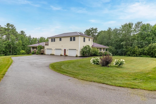property at 25 Meadow Rd