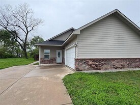 2612 Texas St in Greenville, TX - Building Photo