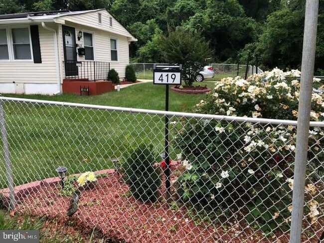 property at 419 Ashleaf Ave
