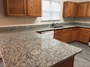 1465 Leisure Lake Dr in Lawrenceville, GA - Building Photo - Building Photo