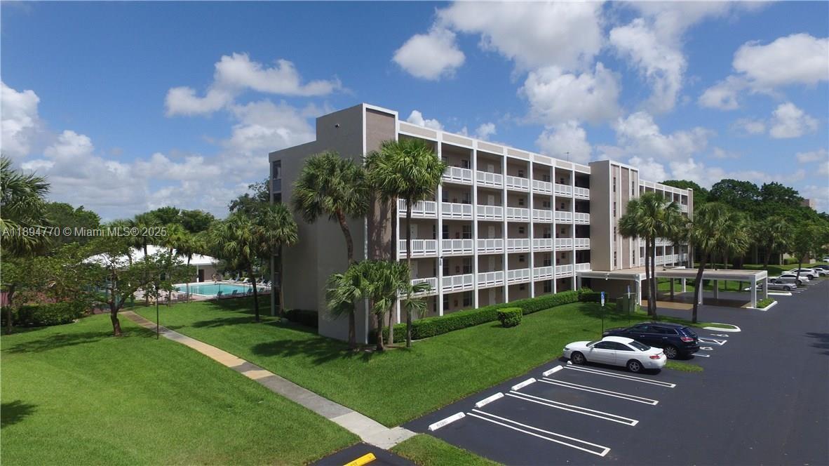 1200 NW 87th Ave in Coral Springs, FL - Building Photo