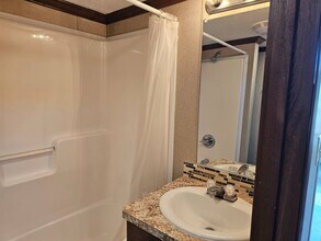 200 S Banana River Dr in Merritt Island, FL - Building Photo - Building Photo