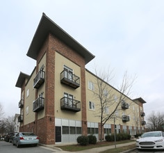 522 S Aycock St in Greensboro, NC - Building Photo - Building Photo