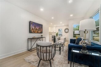 2539 Glendale Cir SE in Smyrna, GA - Building Photo - Building Photo